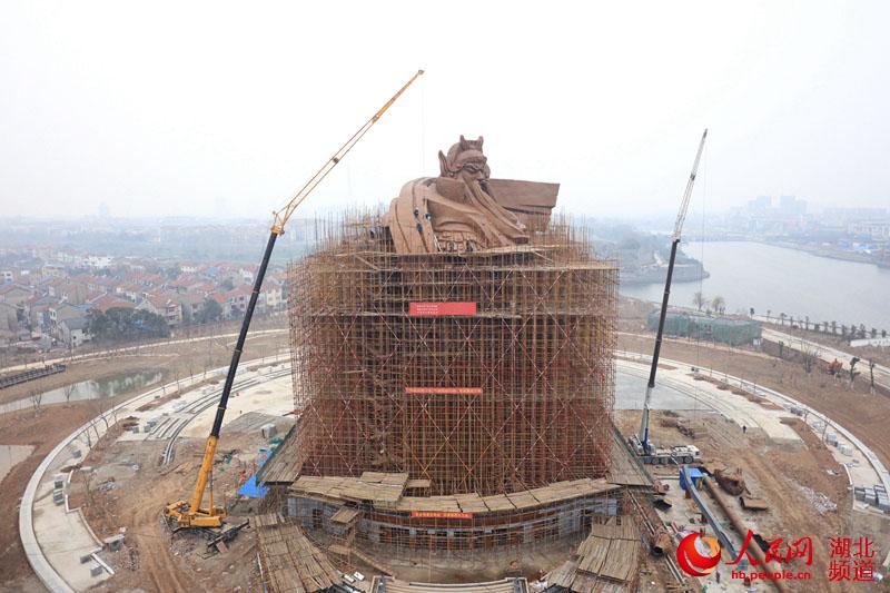現(xiàn)全球最大關(guān)公青銅雕像，目測(cè)宇達(dá)施工（圖）