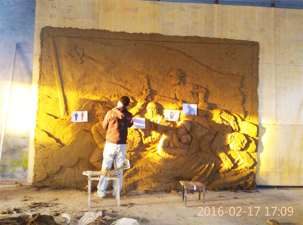 工程公告：消防題材玻璃鋼浮雕泥塑即將完工。