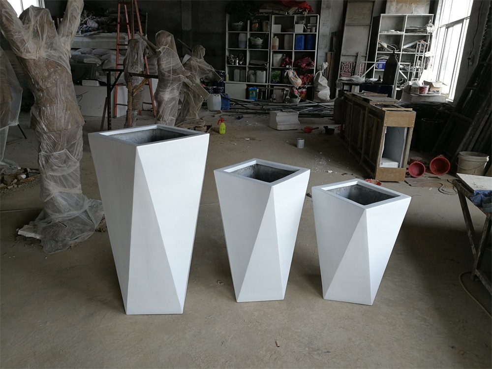 景觀玻璃鋼花盆雕塑研發(fā)完畢（組圖），歡迎訂購(gòu)！